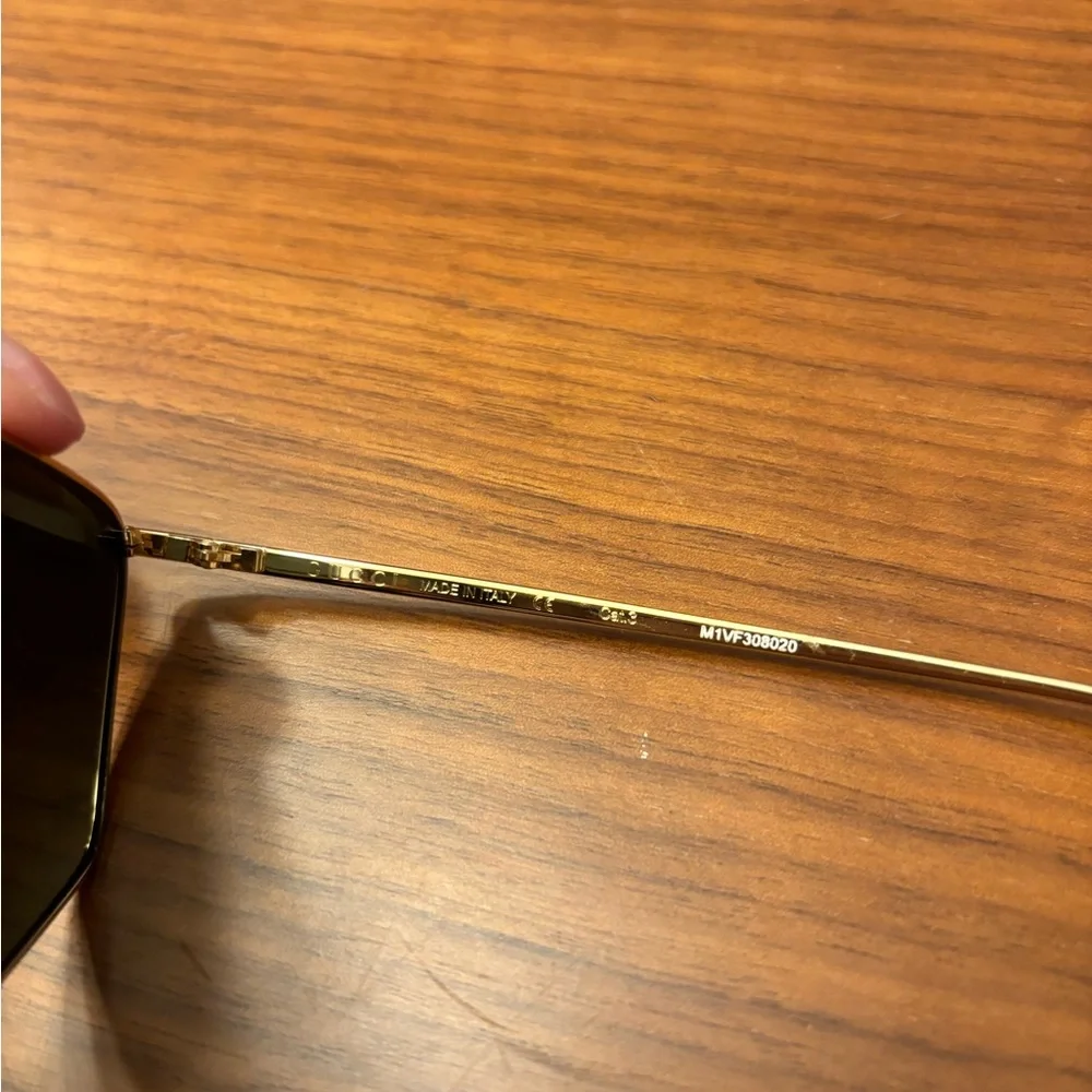 Gucci Gold Aviator Sunglasses - Picture 5 of 7
